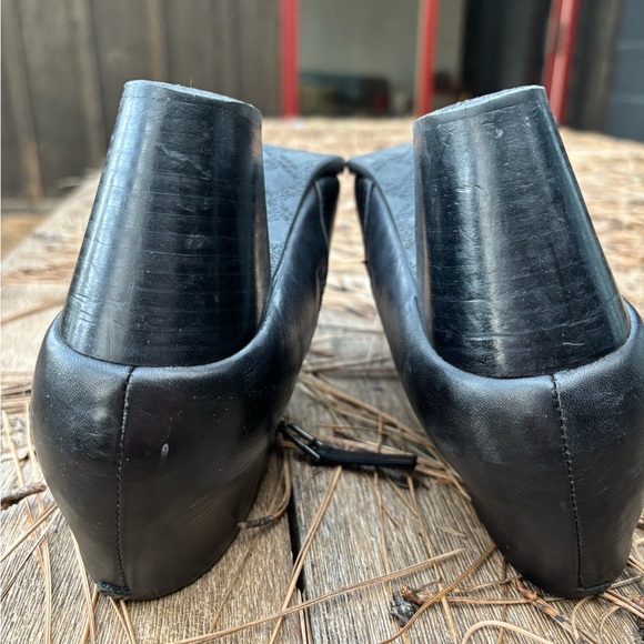 Leather Vionic booties - Picture 10 of 10